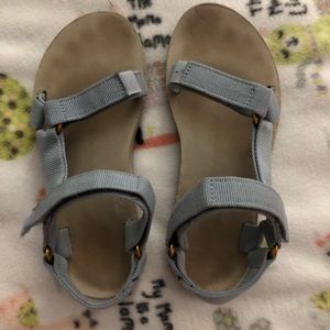 Light blue tevas